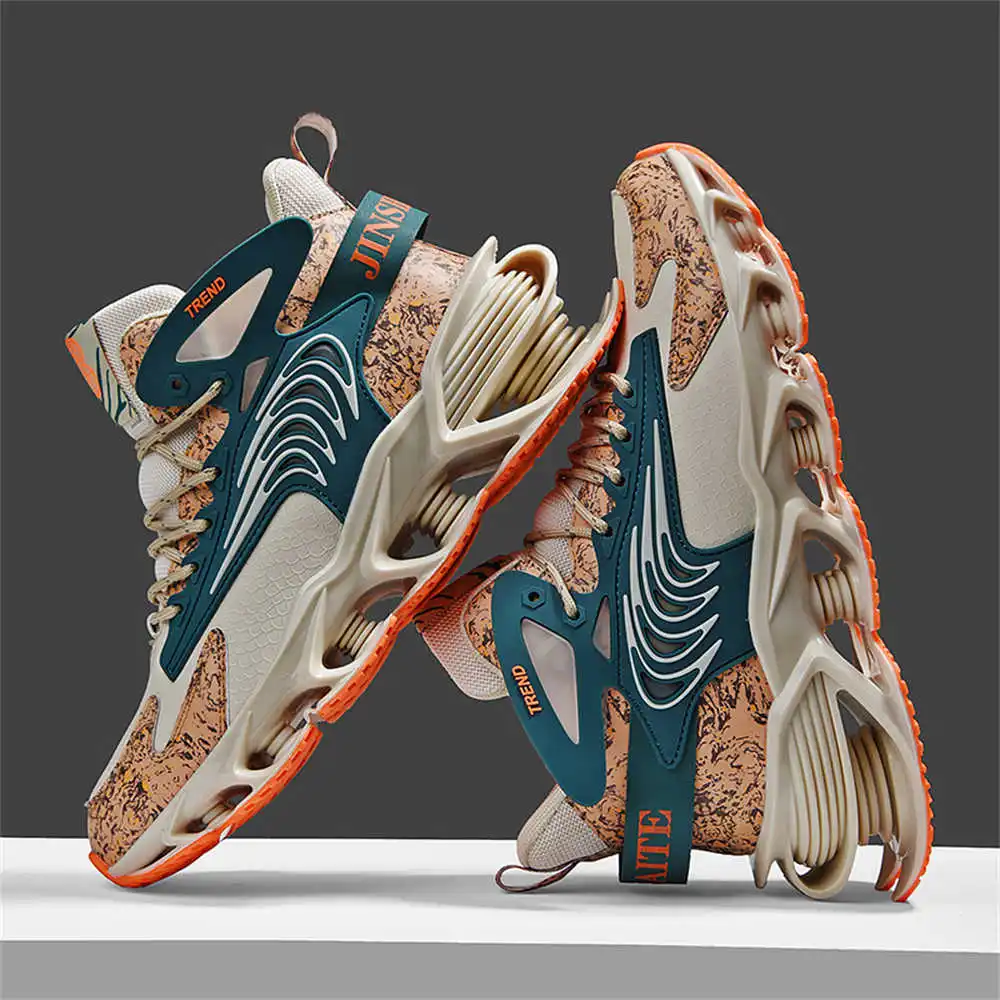 Tech Accessories Store - Non-slip sepatu kets lari untuk pria,