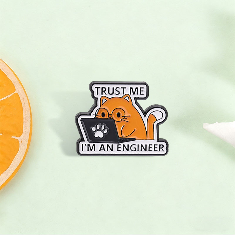 Tech Accessories Store - Pin Enamel Kutipan I Am An