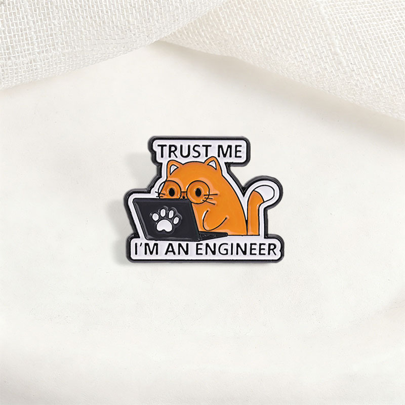 Pin Enamel Kutipan I Am An Eng - Tech Accessories Store ulasan dan harga